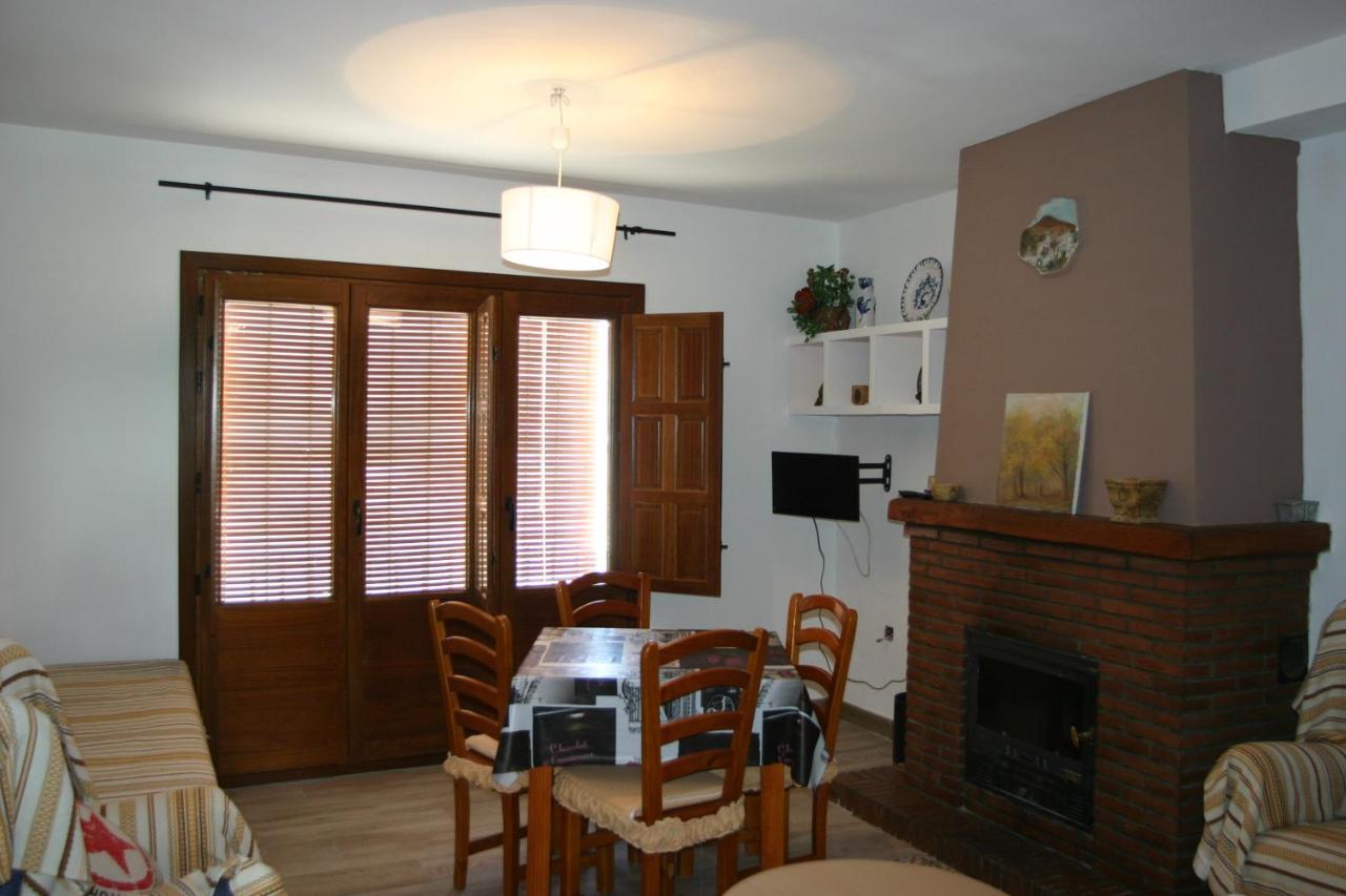 Apartamentos Y Casas Rurales Las Terrazas De La Alpujarra Бубион Экстерьер фото